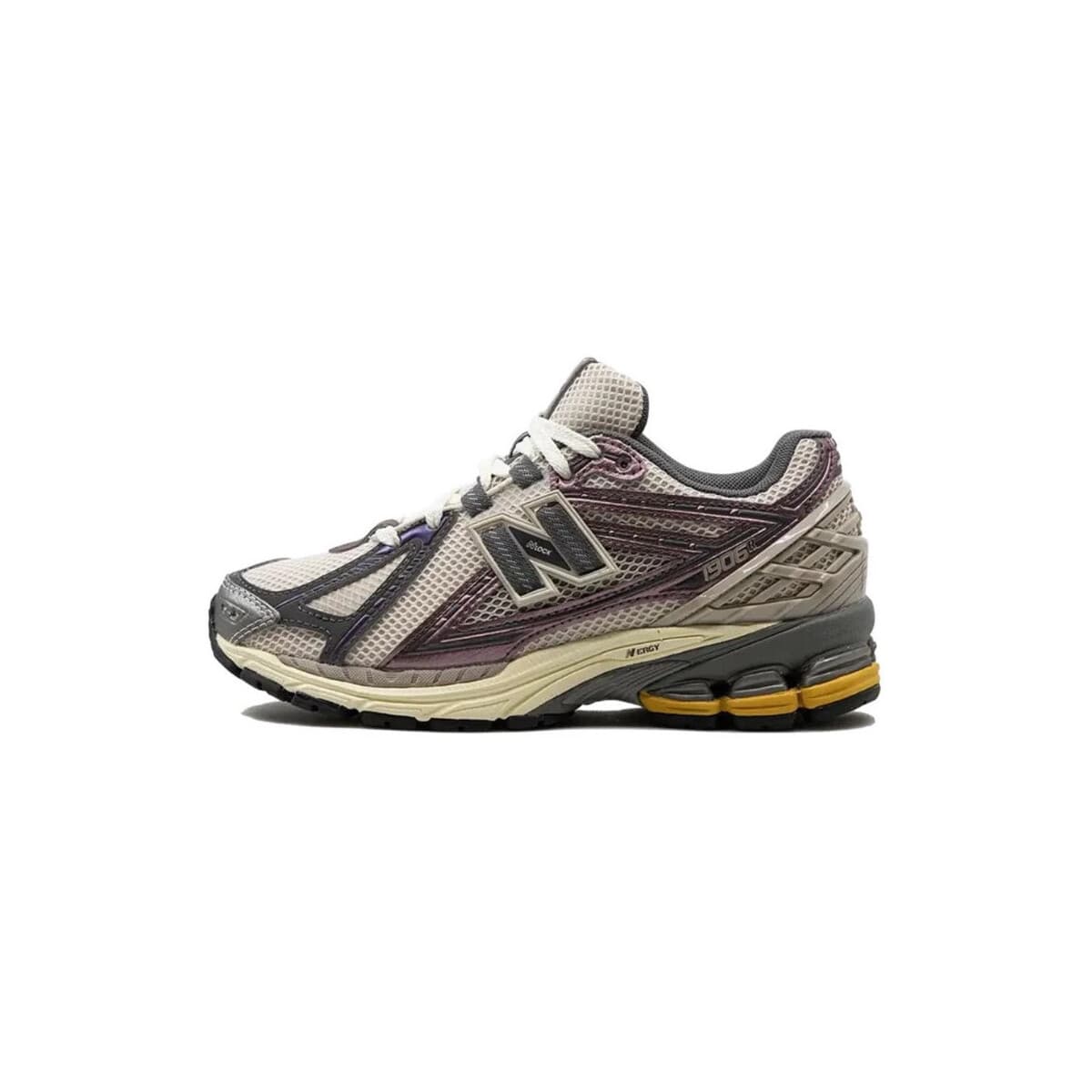 Xαμηλά Sneakers New Balance 1906R Licorice