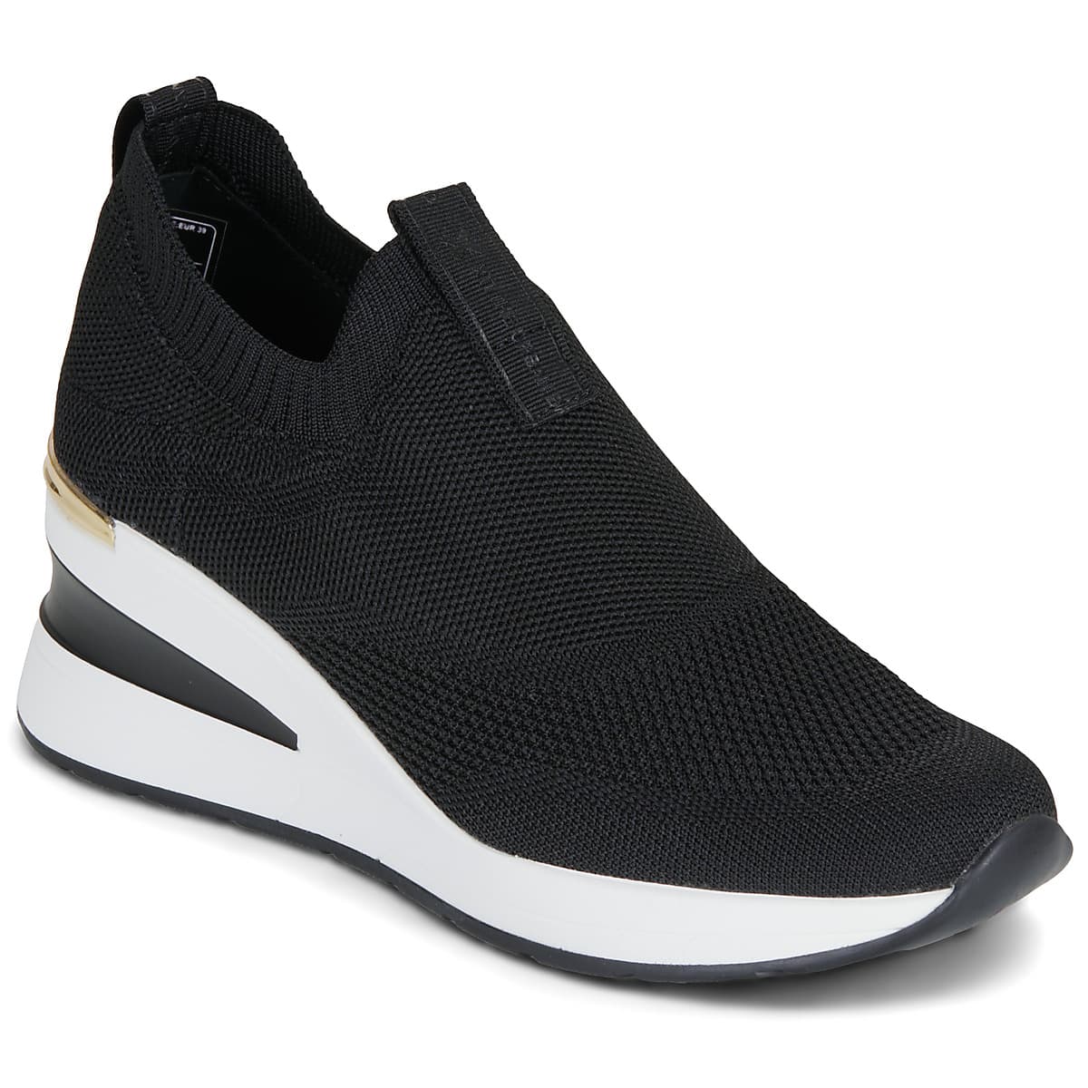 Xαμηλά Sneakers Xti 145100