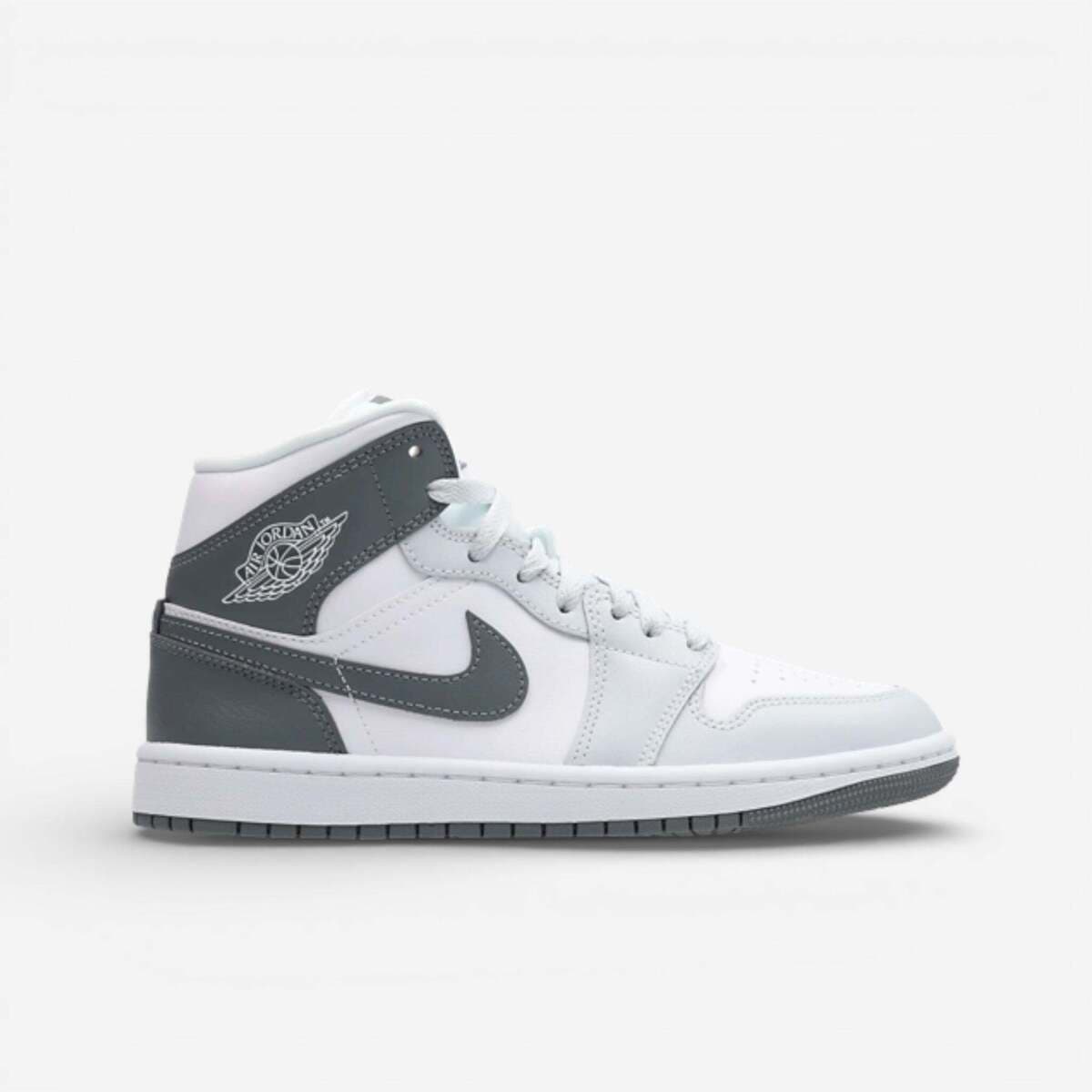 Ψηλά Sneakers Nike Jordan 1 Mid White Smoke Grey (Women's)
