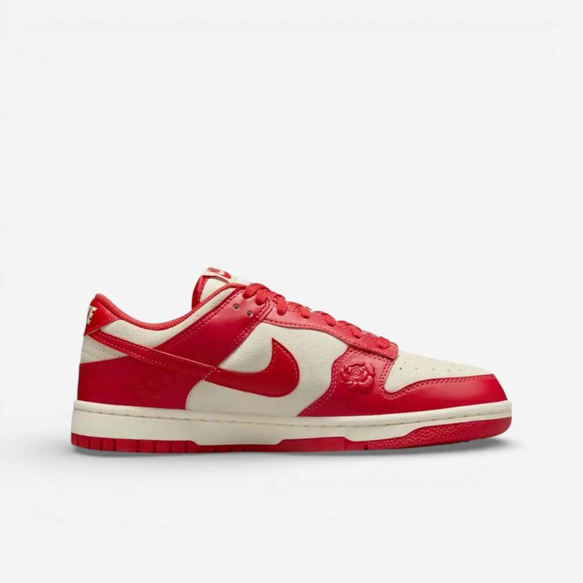 Xαμηλά Sneakers Nike Dunk Low Red Roses (Women's)