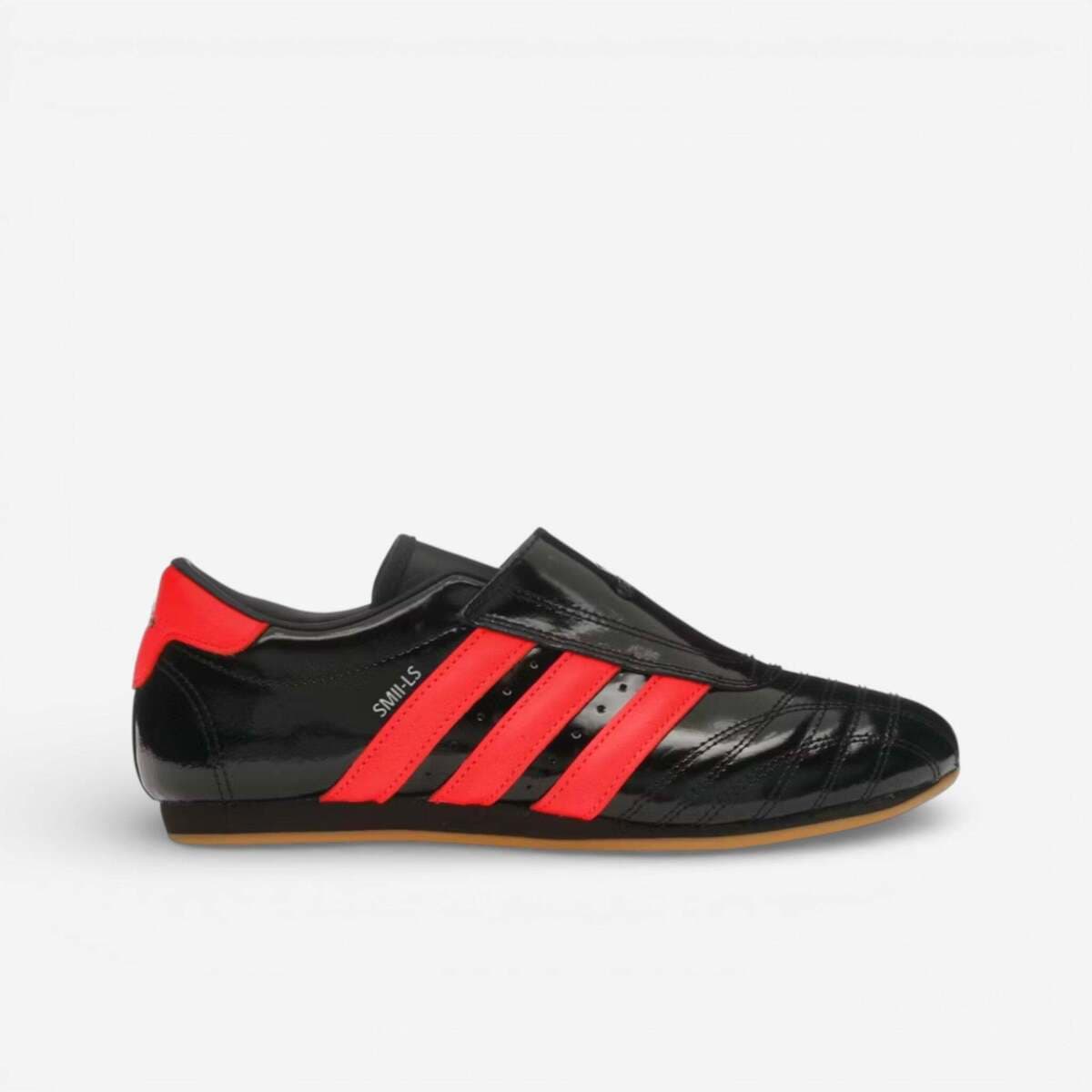 Παπούτσια Sport adidas Taekwondo Core Black Solar Red Gum (W)