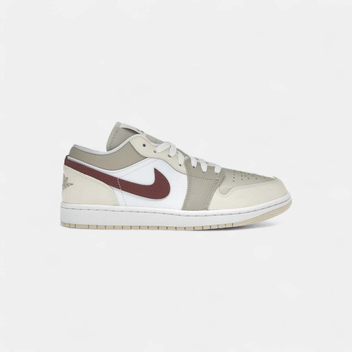 Xαμηλά Sneakers Nike Jordan 1 Low SE Desert Khaki Red Sepia (Women's)