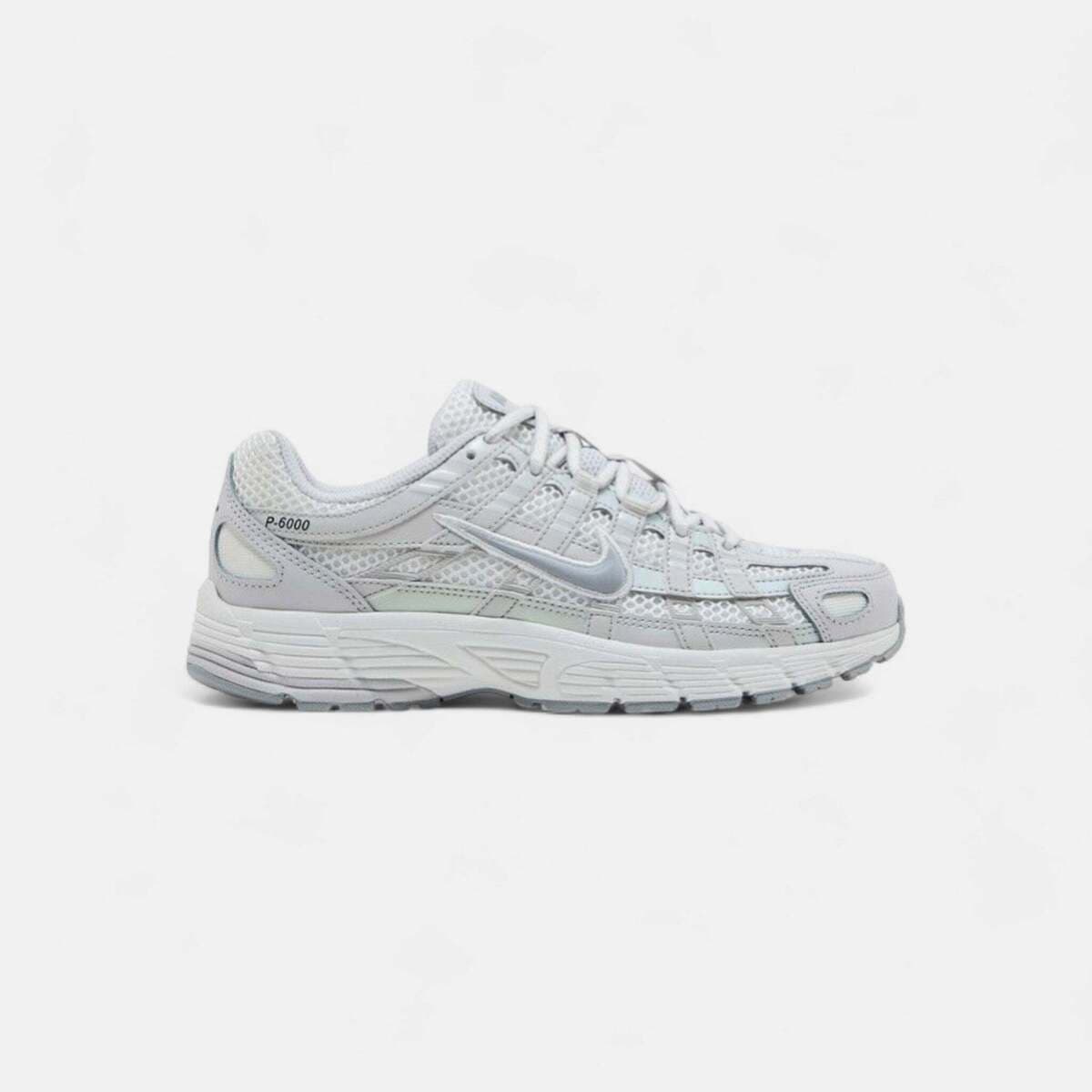Xαμηλά Sneakers Nike P-6000 SE Summit White Vast Grey Wolf Grey (Women's)