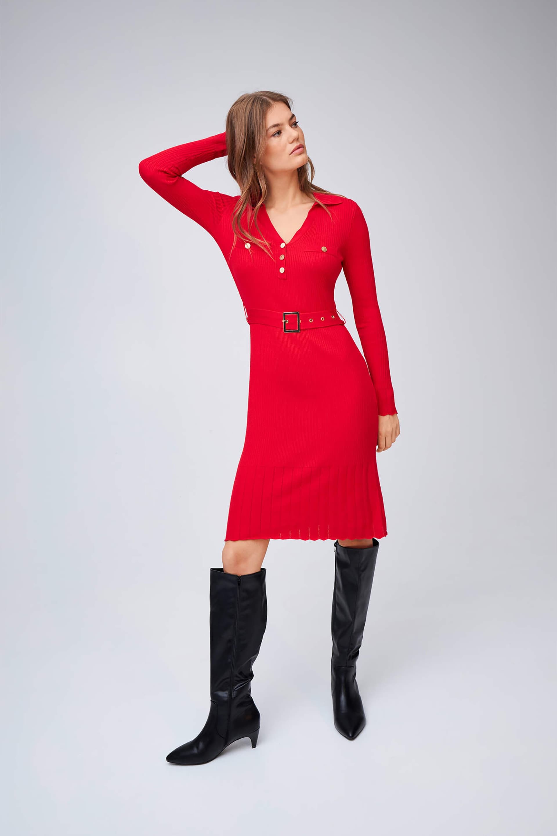 Orsay γυναικείο πλεκτό φόρεμα με ζώνη | XL