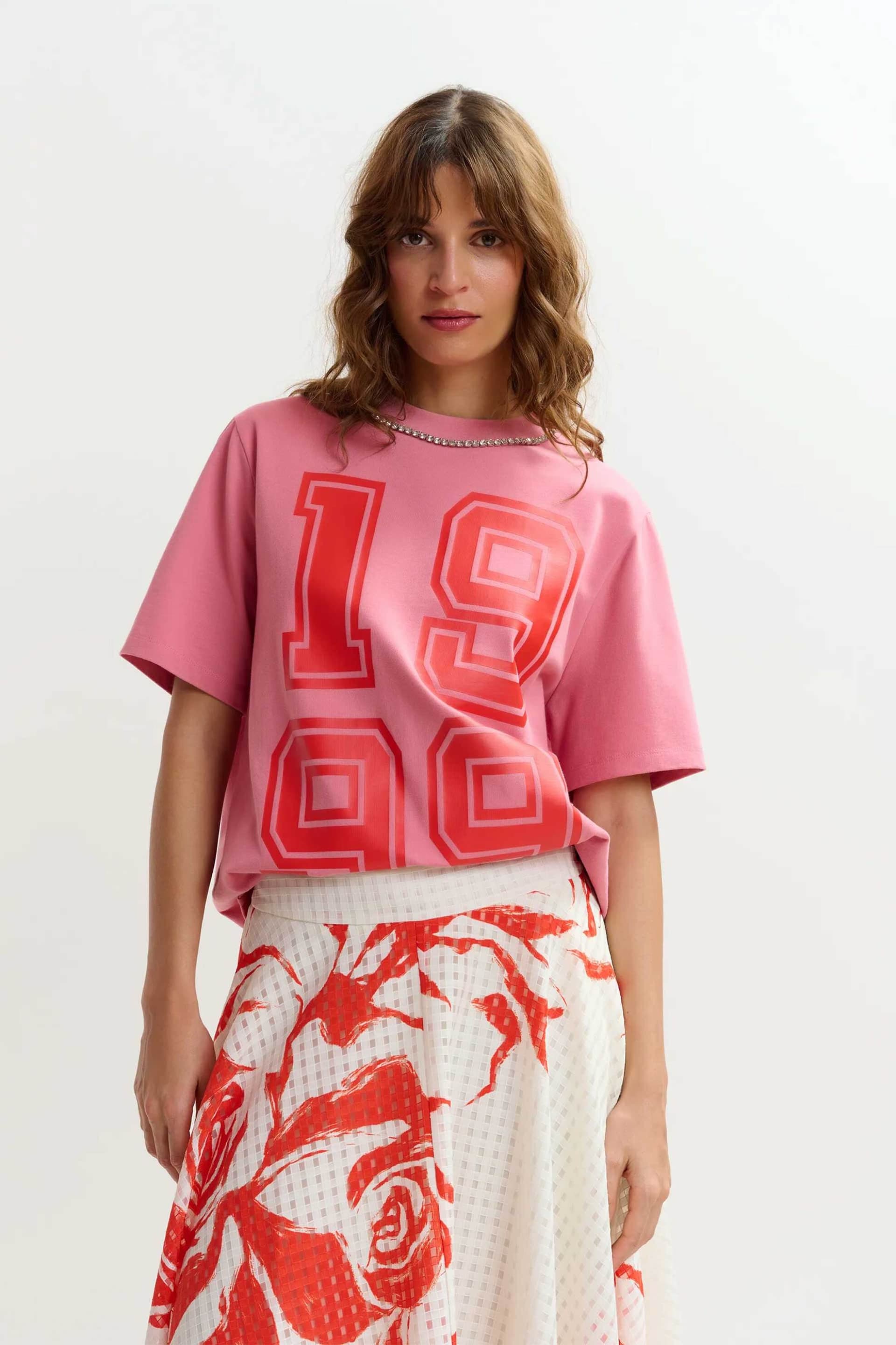 Essentiel Antwerp γυναικείο T-shirt με print "Jisos"