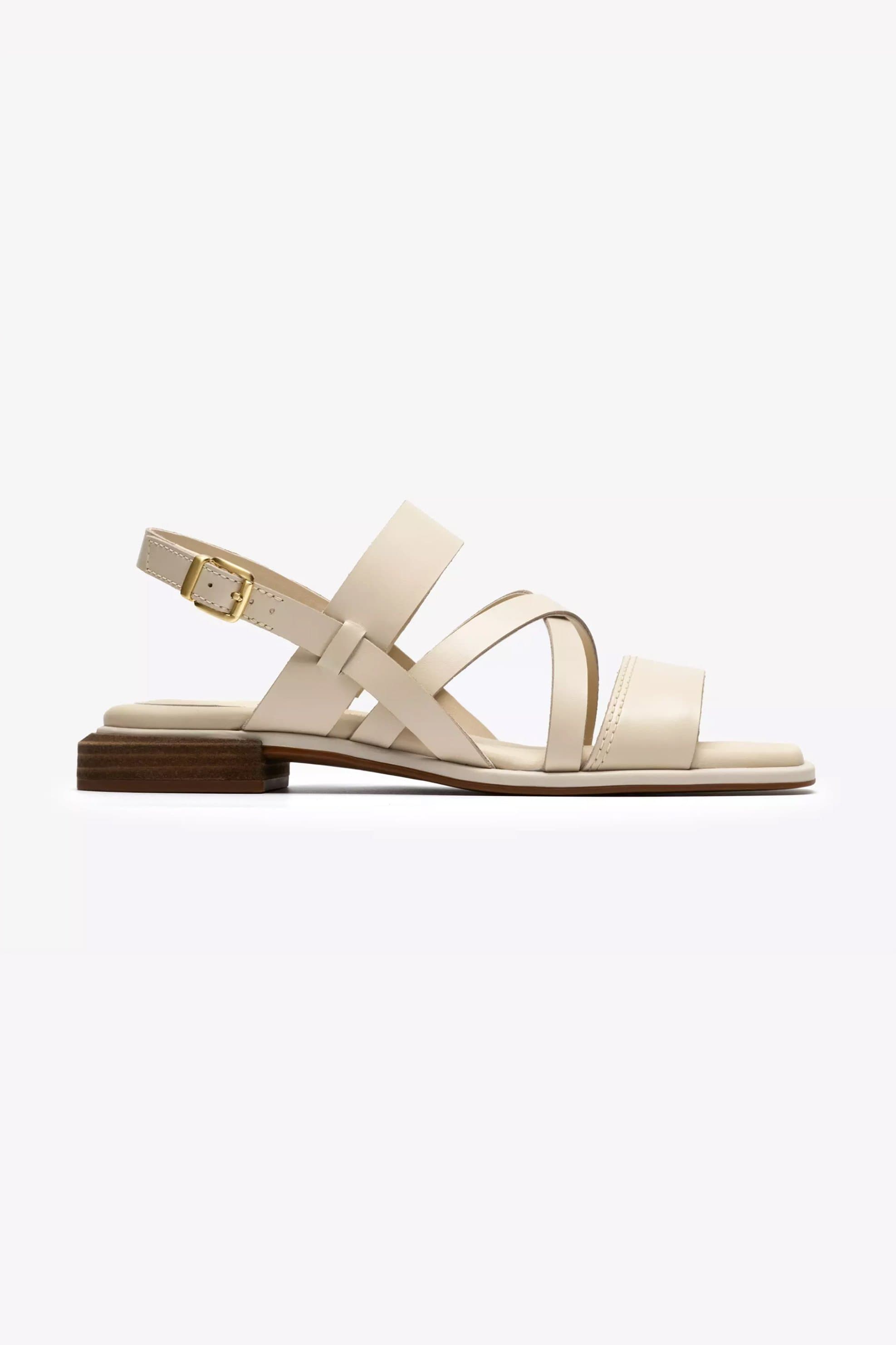 Clarks γυναικεία σανδάλια ''Ariany Strap''