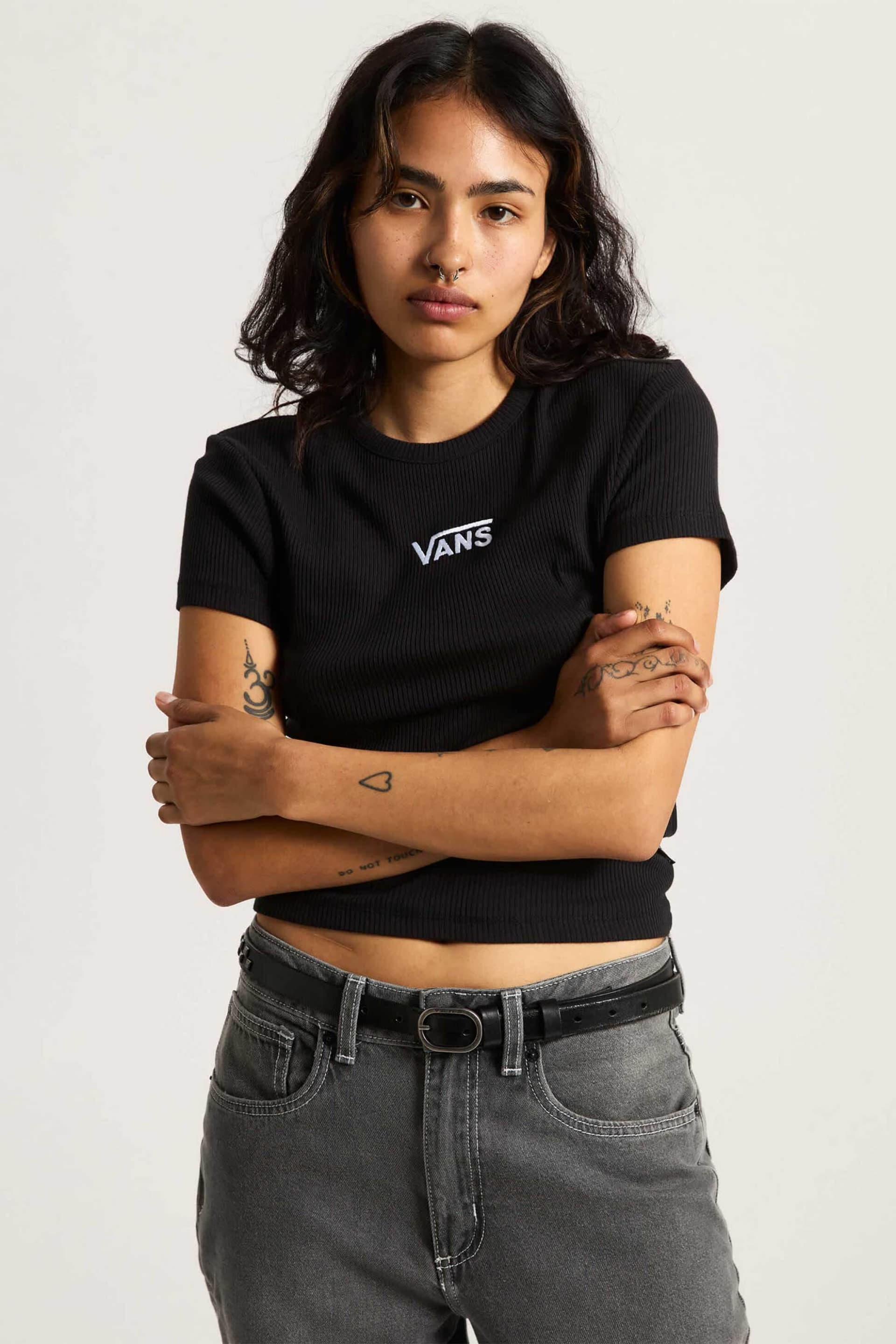 Vans γυναικείο T-shirt ribbed με κεντημένο λογότυπο Slim Fit "Cameron"