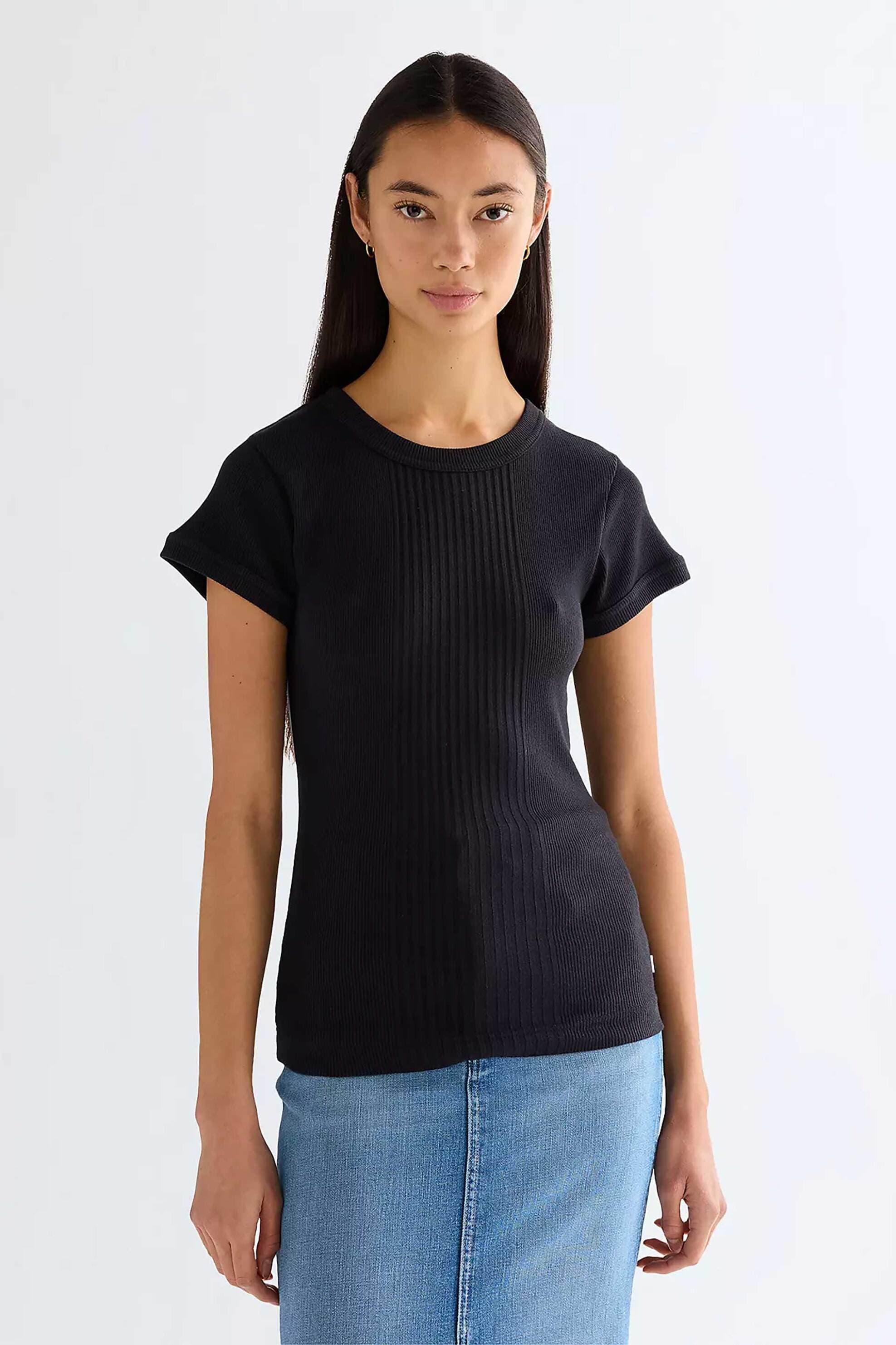 Wrangler® γυναικείο T-shirt ribbed Slim Fit "Capped"