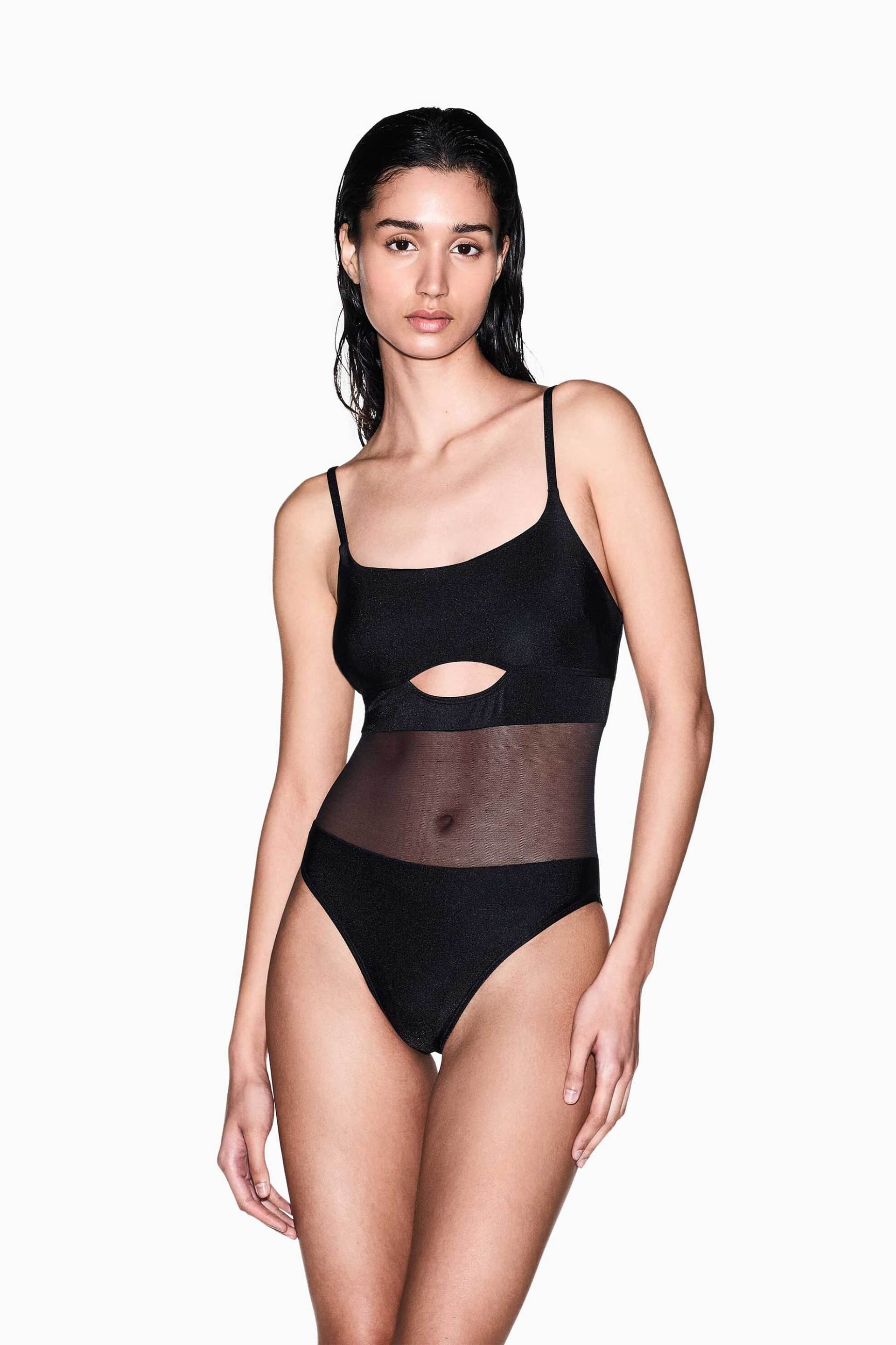 Armani Exchange γυναικείο μαγιό ολόσωμο με cut-out και ημιδιαφάνεια