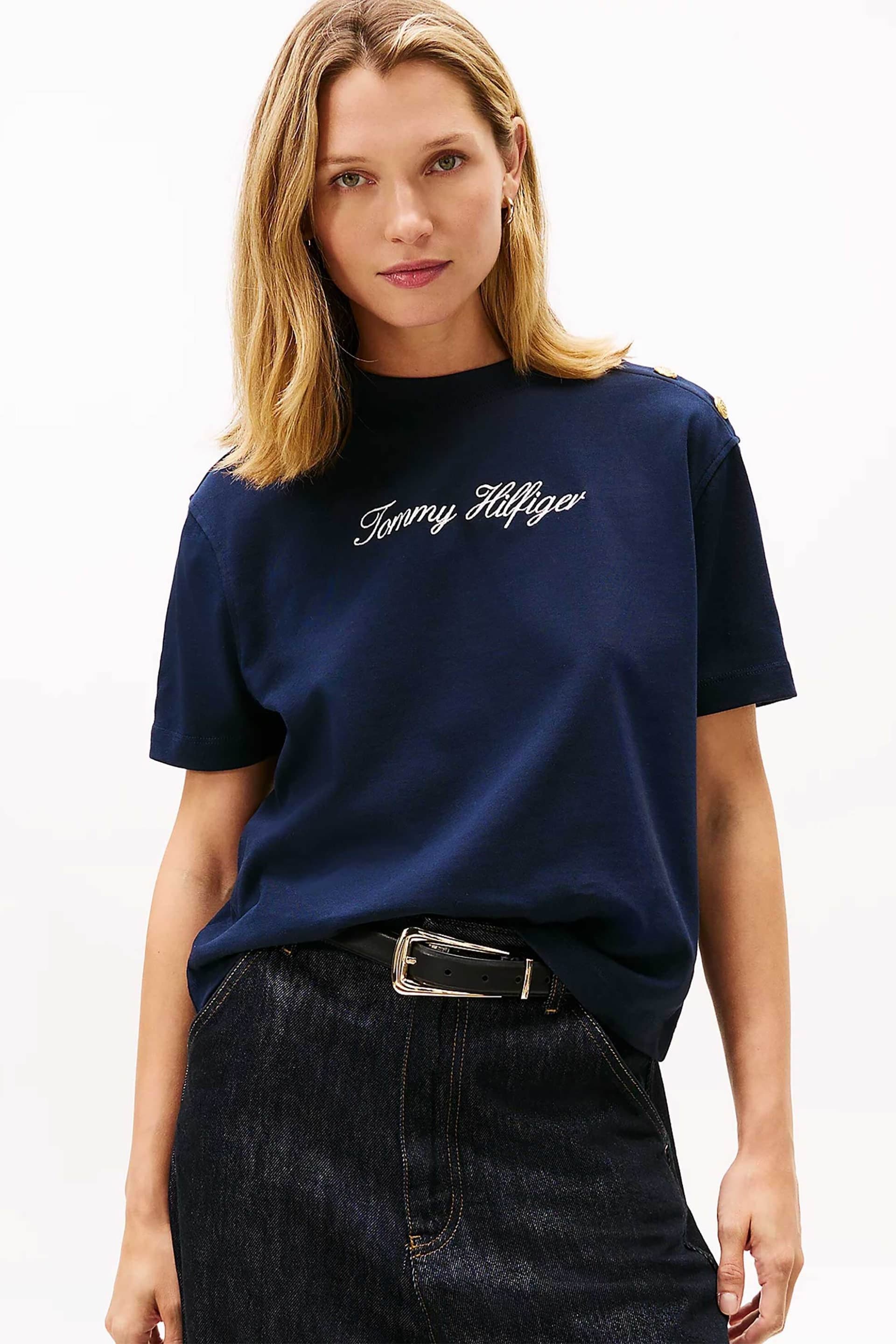 Tommy Hilfiger γυναικείο T-shirt με κεντημένο λογότυπο και χρυσά κουμπιά στον ώμο Relaxed Fit
