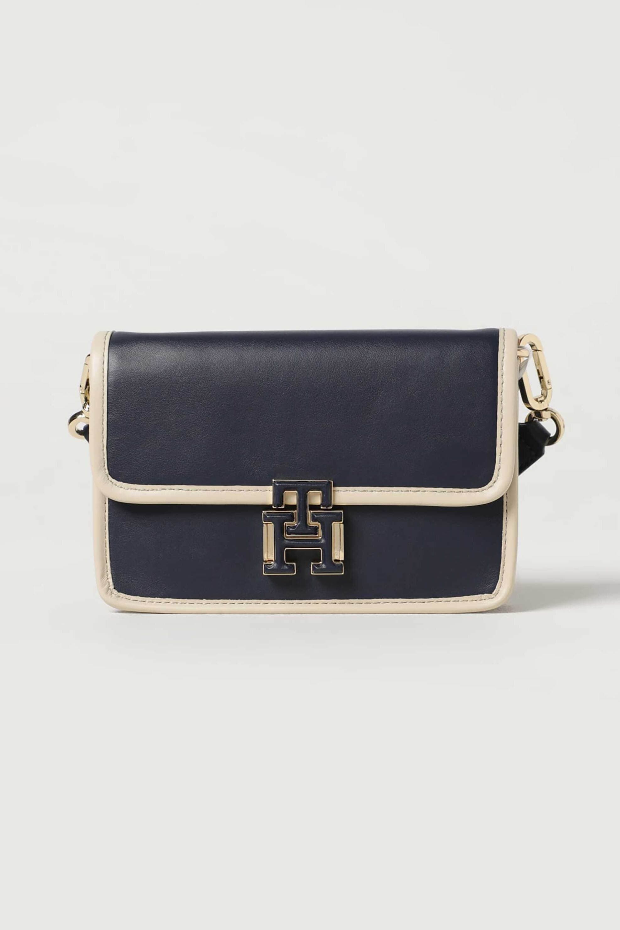 Tommy Hilfiger γυναικεία τσάντα ώμου με colour block σχέδιο και μεταλλικό μονόγραμμα | ONE SIZE