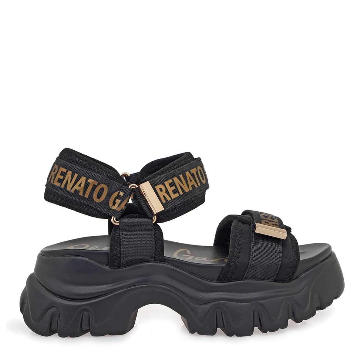 FLATFORMS σχέδιο: W428A2924