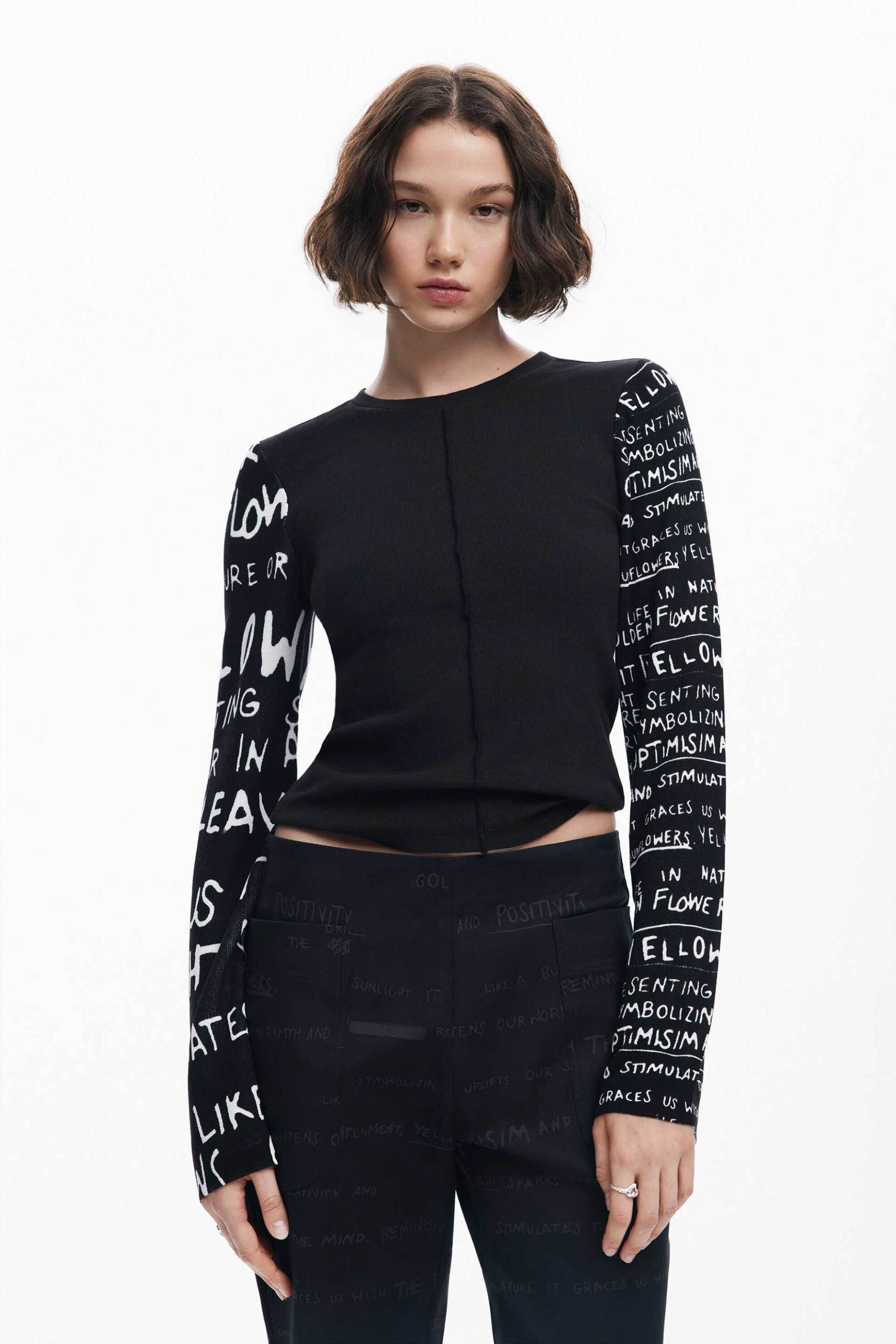 Desigual γυναικεία μπλούζα με lettering και λογότυπο Regular Fit | L